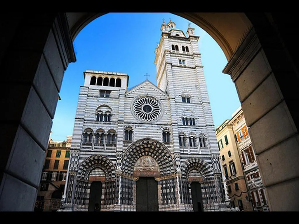 Bilocale Luminoso E Silenzioso Nel Cuore Di Genova A Due Passi Da San Lorenzo Apartment